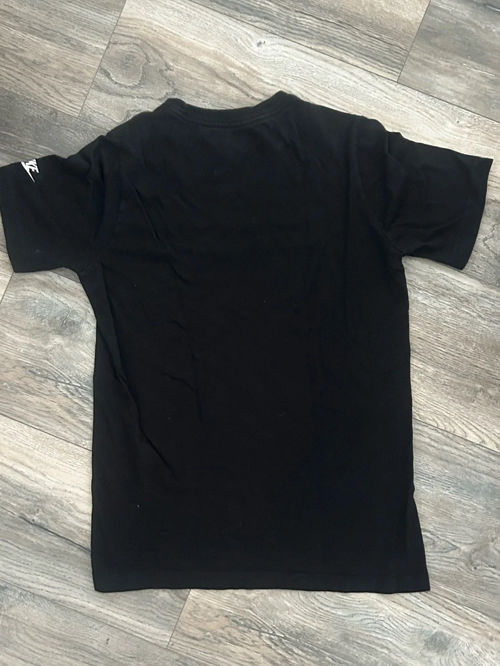Nike kids black tee shirt boys size 12 14 large basketball